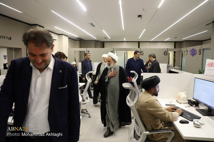 تقرير مصور/ القائم بأعمال رئيس جامعة الأديان والمذاهب يزور وكالة أنباء أهل البيت (ع)