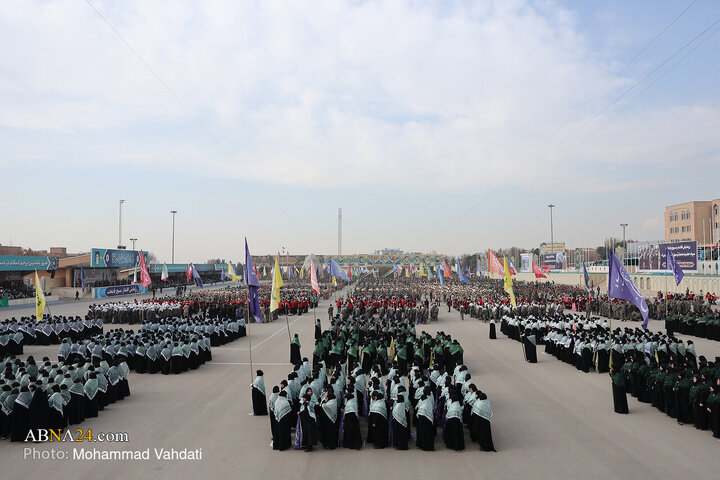 တီဟီရန် တွင် ဗစီးဂျ်ဂျီများ ၏ စစ်ရေးပြအခမ်းအနား ။ ။ Photos