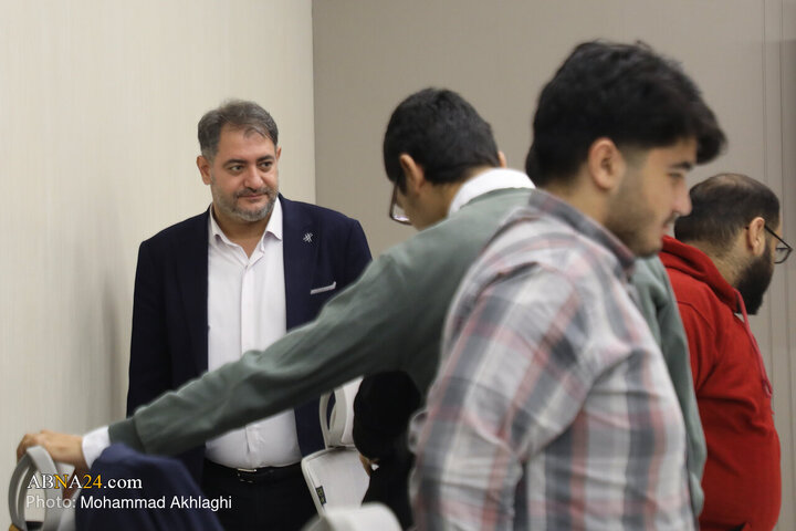 بازدید فعالان نشریات دانشجویی دانشگاه قم از خبرگزاری بین‌المللی ابنا