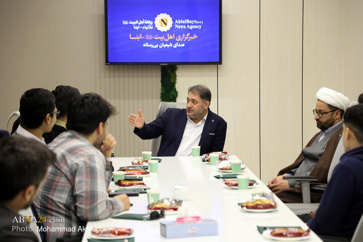 بازدید فعالان نشریات دانشجویی دانشگاه قم از خبرگزاری بین‌المللی ابنا