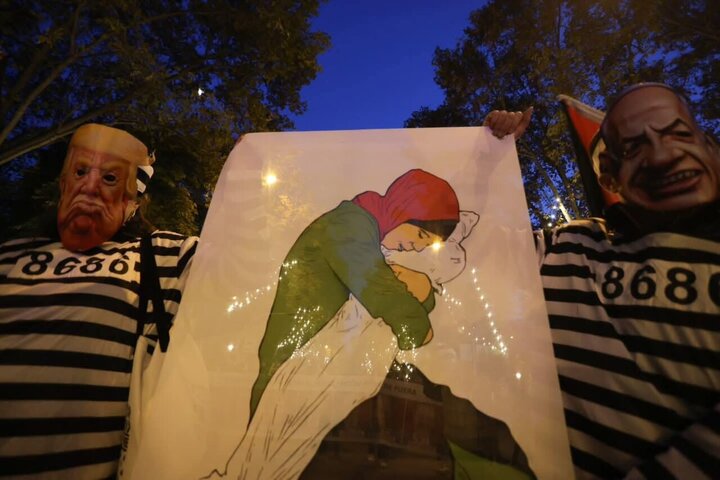 Informe fotográfico |Manifestación en Madrid condena el plan colonial de Trump y Netanyahu contra Gaza