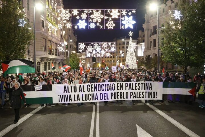 Informe fotográfico |Manifestación en Madrid condena el plan colonial de Trump y Netanyahu contra Gaza