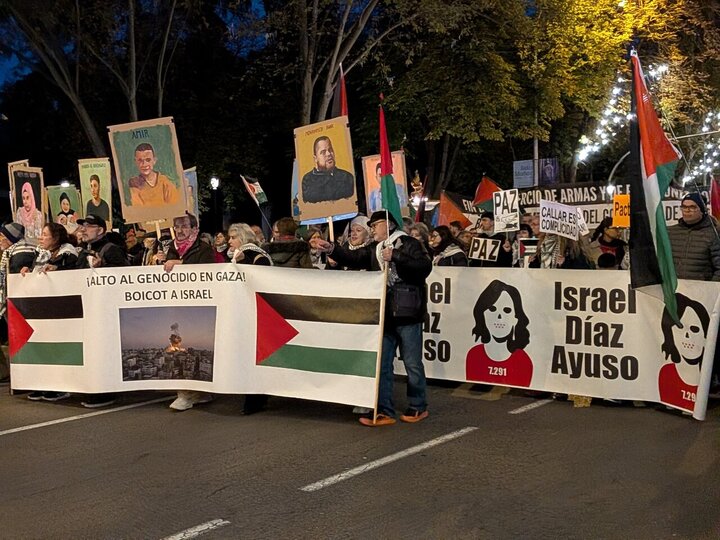 Informe fotográfico |Manifestación en Madrid condena el plan colonial de Trump y Netanyahu contra Gaza