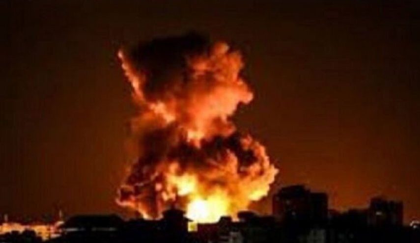 दक्षिण सीरिया में अमेरिका के हवाई और ज़मीन हमले 