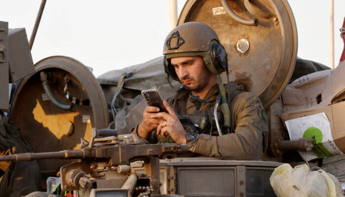 اسرائیلی فوج نے افسران کیلئے اینڈرائیڈ فون استعمال کرنے پر پابندی عائد کردی