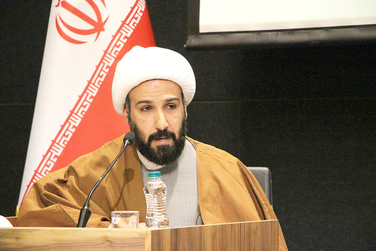 دبیر علمی نشست غدیر: دلالت حدیث غدیر محل توافق علمای فریقین است/ نظریه «محوریت غدیر برای وحدت» نیازمند تدوین سناریوی عملیاتی است