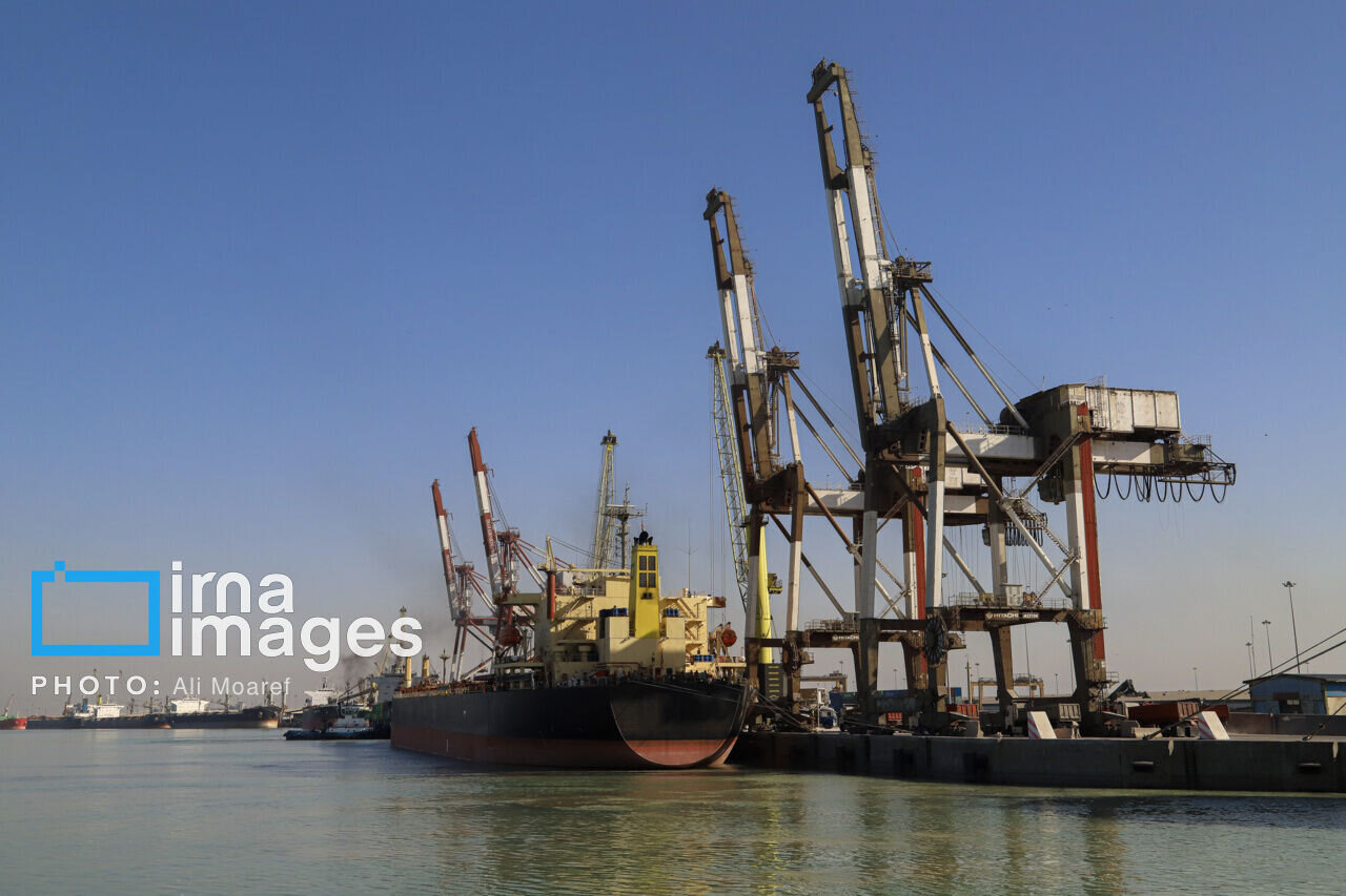 အီရန်၏ နိုင်ငံခြားကုန်သွယ်မှုသည် အမေရိကန်ဒေါ်လာ ၇၆.၅ ဘီလီယံကျော်