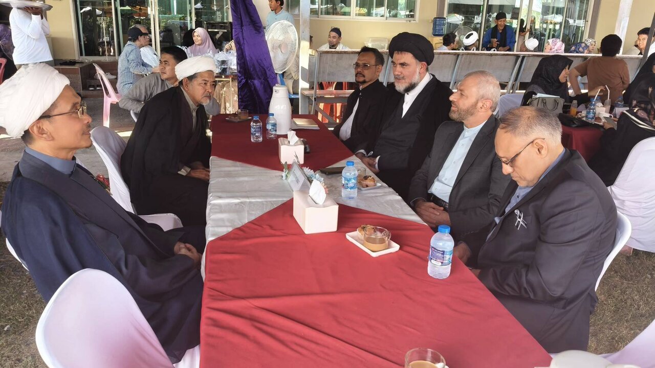 تصاویر | مسجد امام صادق(ع) تایلند میزبان همایش رود پیوستگی و یگانگی با حضور نماینده المصطفی