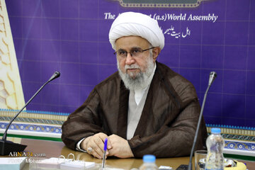 آية الله رمضاني: على المسلمين عدم التأخر في مجالي العلم والتقدم