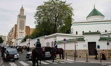 Lêpirsîna fermî li Fransayê piştî bêrêzkirina Quranê li Mizgefta El-Rehma