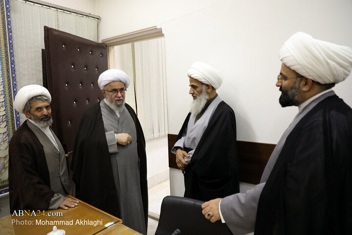 تقرير مصور/ منظمو مؤتمر إحياء ذكرى آية الله يزدي الدولي يلتقون آية الله رمضاني