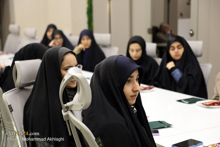 Photos: Student journalists from Qom University visit ABNA International News Agency