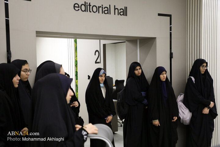 Photos: Student journalists from Qom University visit ABNA International News Agency