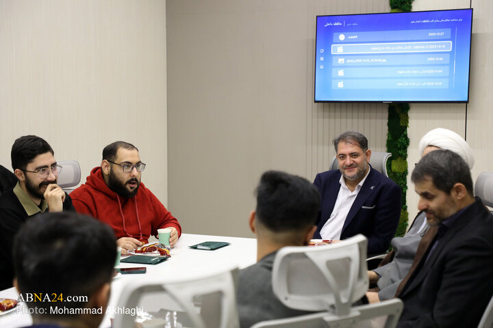 Photos: Student journalists from Qom University visit ABNA International News Agency