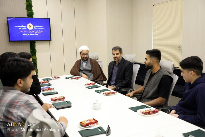 Photos: Student journalists from Qom University visit ABNA International News Agency