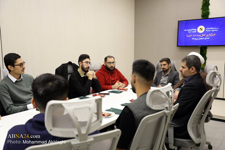 Photos: Student journalists from Qom University visit ABNA International News Agency