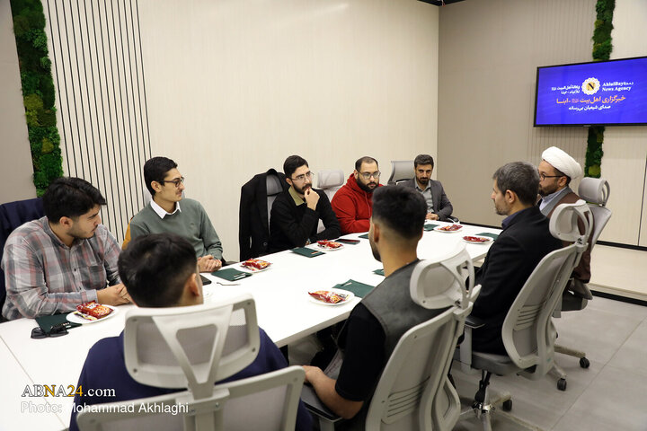 Photos: Student journalists from Qom University visit ABNA International News Agency