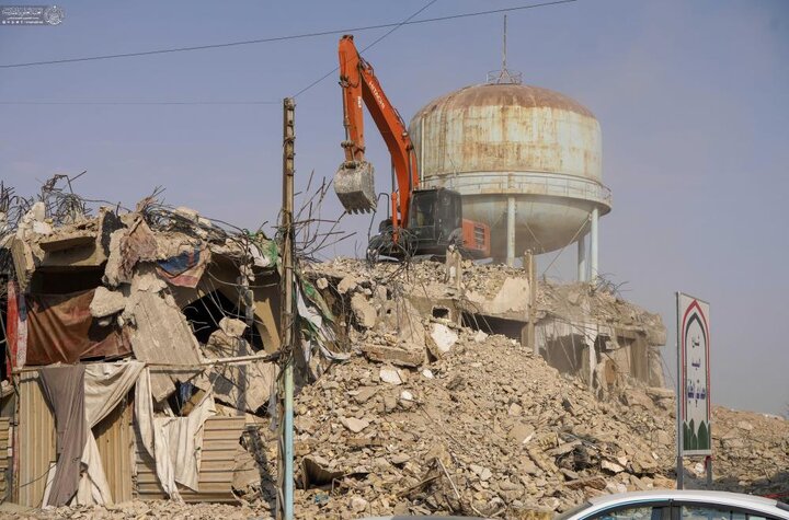 تقرير مصور/ إزالة عقارات ساحة السدير في مدينة النجف القديمة تمهيدًا لإنشاء مشروع خدمي متكامل