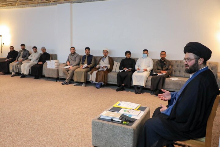 تقرير مصور/ انعقاد الدورة الحادية عشرة في تعليم أحكام التلاوة لطلبة العلوم الدينية في النجف الأشرف