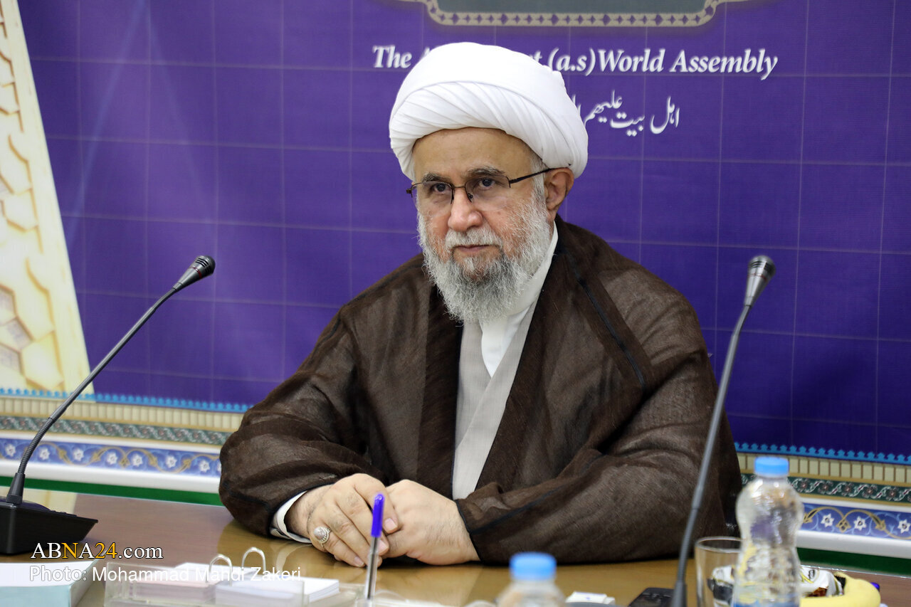 آية الله رمضاني: على المسلمين عدم التأخر في مجالي العلم والتقدم