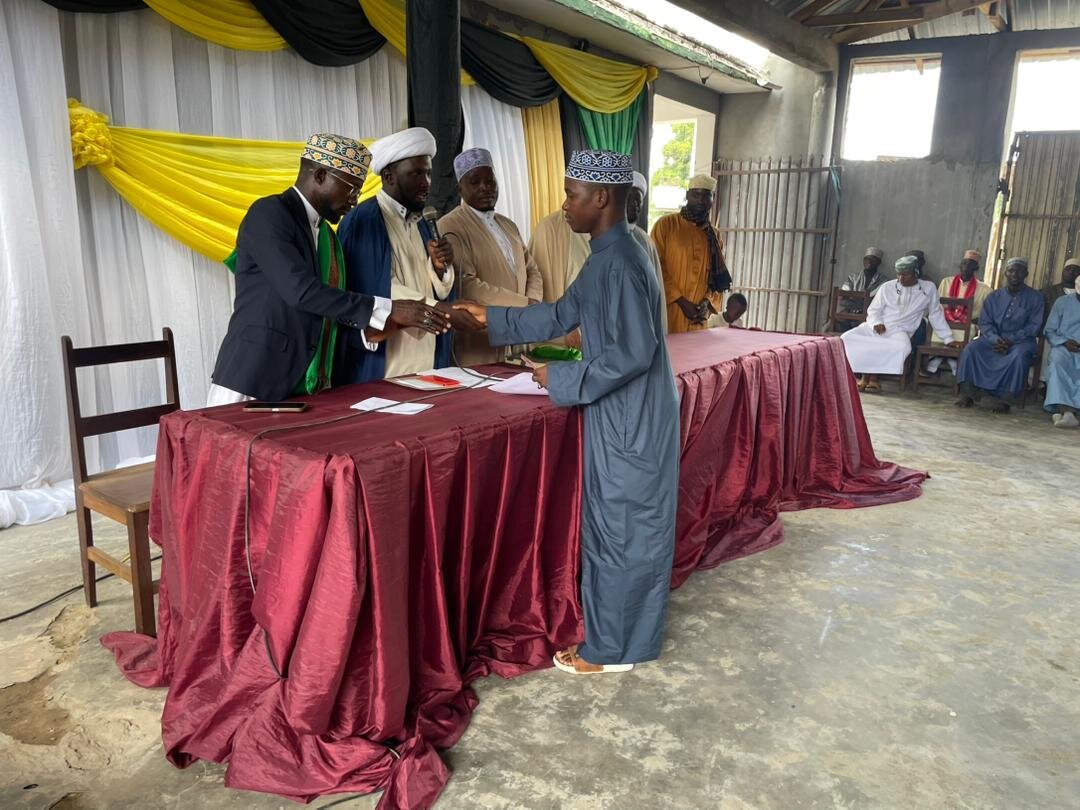 حوزه علمیه امام رضا(ع) تانزانیا، مراسم هفتمین فارغالتحصیلی دانشآموختگان خود را برگزار کرد