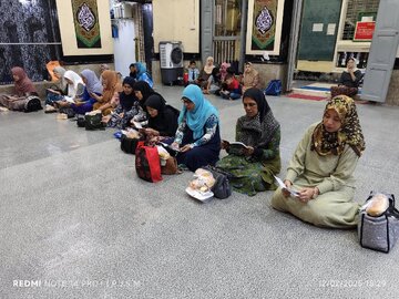 Photos: Recitation of Dua Kumail on Tuesday night at Panja Shia Mosque in Yangon, Myanmar