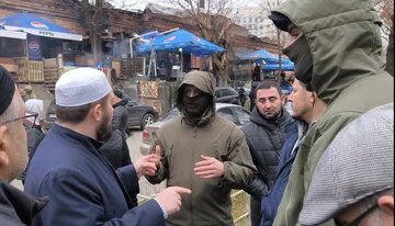 انتقاد شدید اداره دینی مسلمانان اوکراین از دولت درپی بررسی محتوای تلفن همراه نمازگزاران جمعه