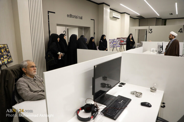 تقرير مصور/ أعلاميو جامعة قم يزورون وكالة أبنا للإطلاع على انتاج الأخبار وصناعة المحتوى الإعلامي