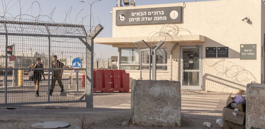 Europe’s streets turn red in solidarity with prisoners in Israeli detention