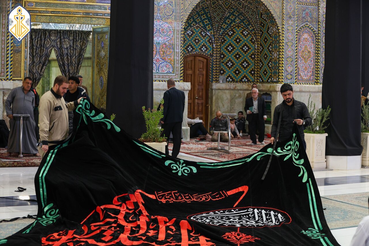 عکس خبری | حرم مطهر کاظمین(ع) در سالروز وفات حضرت ام‌البنین(س) سیاهپوش شد