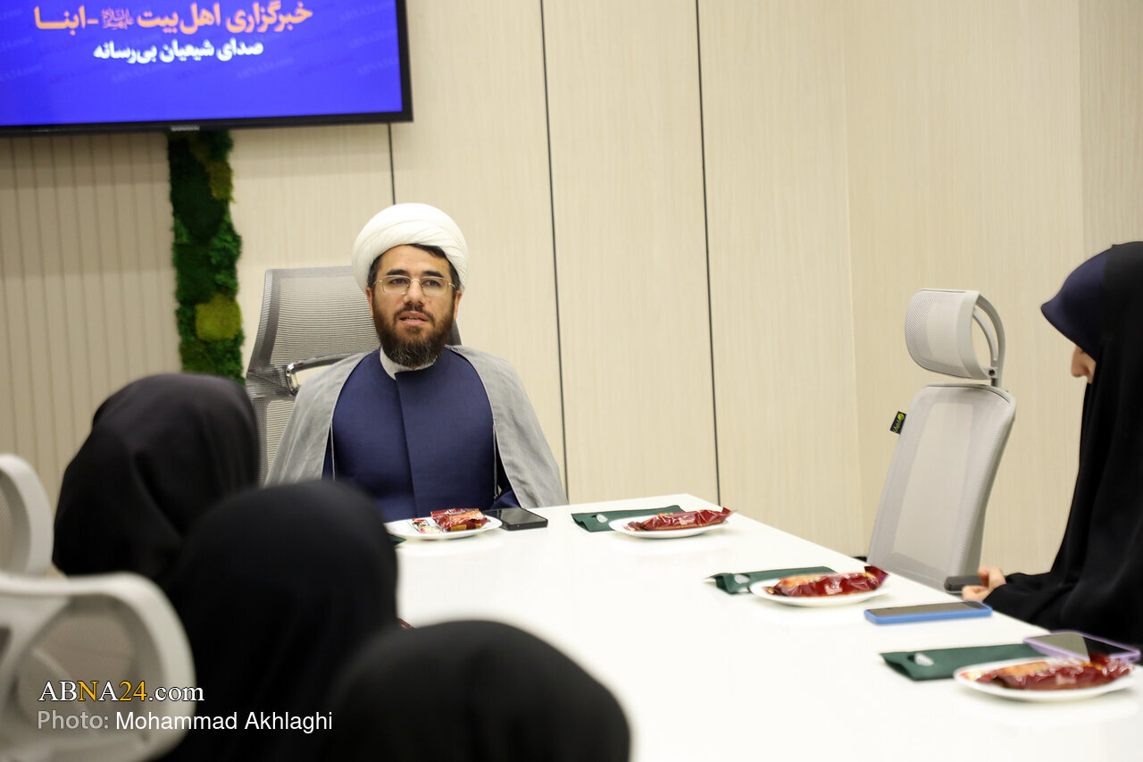 "Rapora wêneyên: Seredana çalakvanên kovarên xwendekarî ya Zanîngeha Qom ji Ajansa Nûçeyan a Navneteweyî Abna"