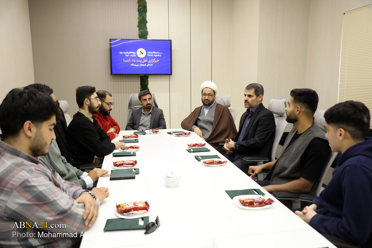 "Rapora wêneyên: Seredana çalakvanên kovarên xwendekarî ya Zanîngeha Qom ji Ajansa Nûçeyan a Navneteweyî Abna"