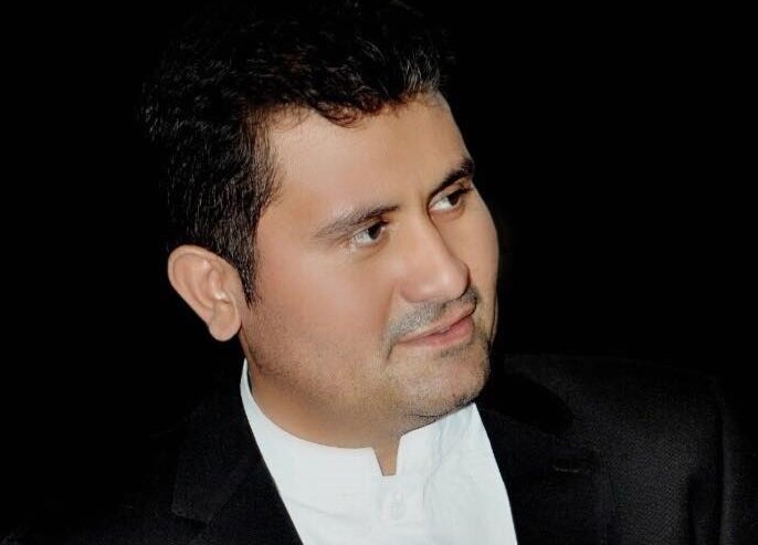 واکنش‌ فعالان شیعه افغانستان به بازداشت حسینی بامداد؛ این شاعر ارزشمند مایه دلگرمی جوانان است، باید زودتر آزاد شود