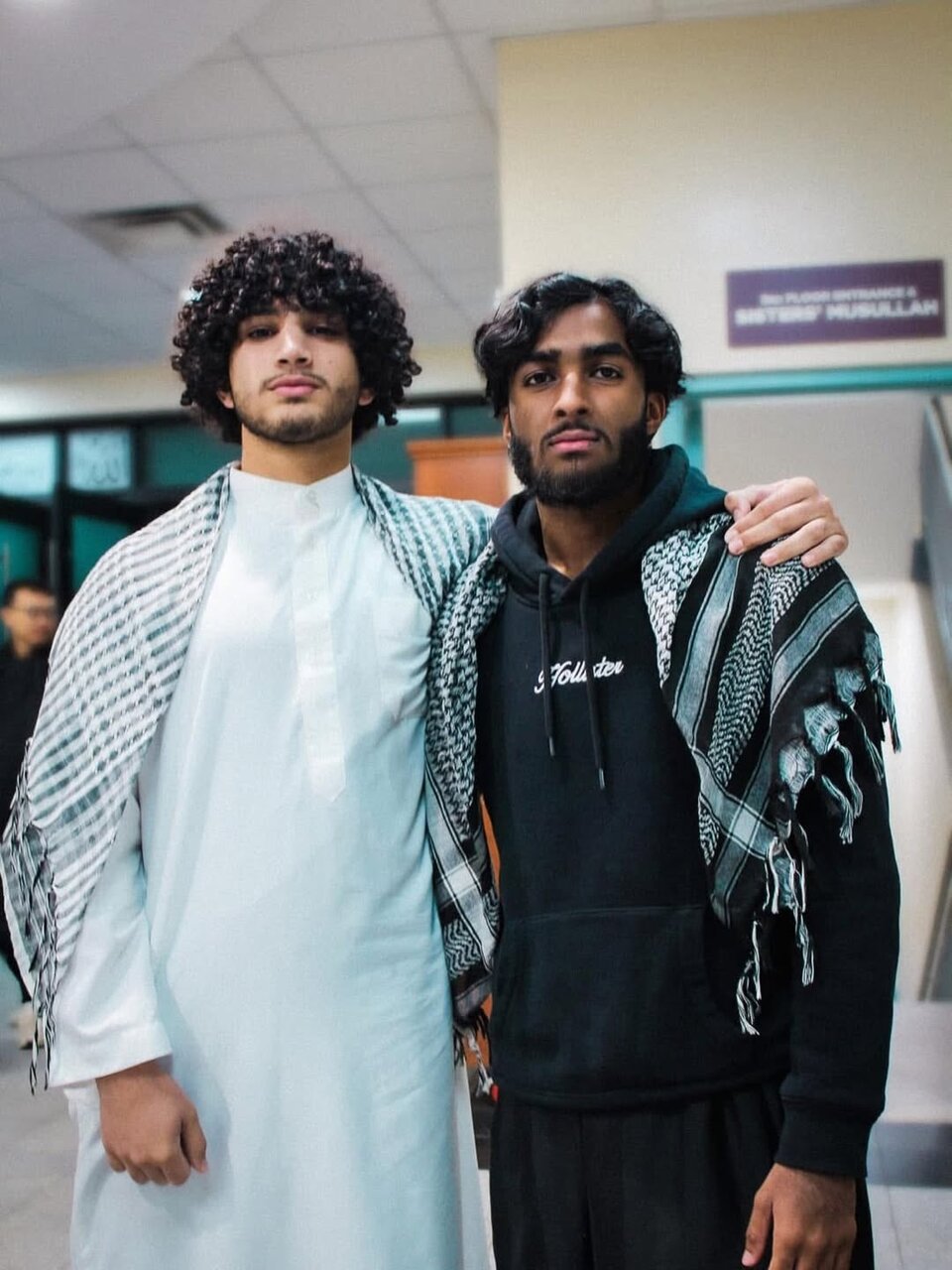 支持巴勒斯坦游行从美国巴尔的摩伊斯兰协会前出发 + 图片