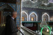 السفير الالماني في العراق يزور مرقد الامام الحسين (ع) في كربلاء المقدسة