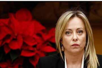 Мелонӣ: Бояд бо мушорикати Ожонс, тавофуқе равшан дар бораи Эрон ҳосил шавад