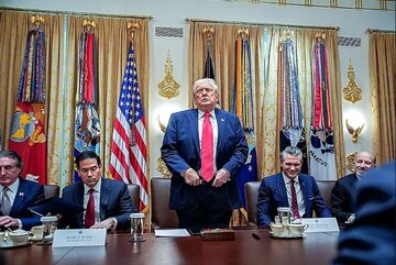 Trump califica de "basura" a migrantes somalíes y ordena redadas en Minnesota