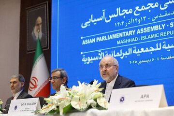 سەرۆکی پەرلەمانی ئێران:هێشتا دەرگاکانی دیپلۆماسی کراوەن