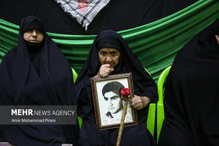 Photos: Demise anniversary of Hazrat Umm ul-Banin marked in Qom