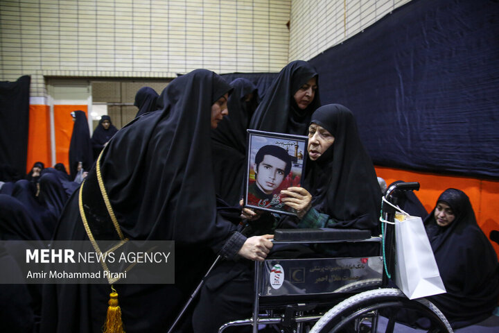 Photos: Demise anniversary of Hazrat Umm ul-Banin marked in Qom
