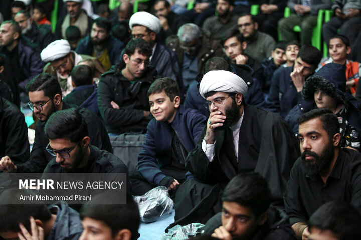 Photos: Demise anniversary of Hazrat Umm ul-Banin marked in Qom