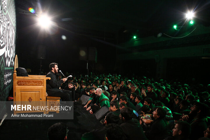 Photos: Demise anniversary of Hazrat Umm ul-Banin marked in Qom