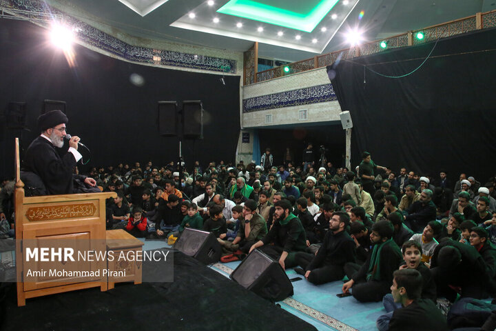 Photos: Demise anniversary of Hazrat Umm ul-Banin marked in Qom