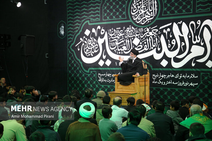 Photos: Demise anniversary of Hazrat Umm ul-Banin marked in Qom