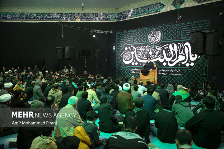 Photos: Demise anniversary of Hazrat Umm ul-Banin marked in Qom