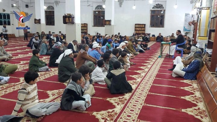 تقرير مصور/ احتفال بذكرى ميلاد السيدة فاطمة الزهراء (ع) تحت شعار "الزهراء أم أبيها" في صنعاء