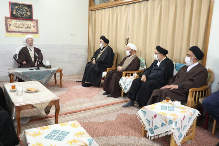 Photos: Custodians of Iran’s Holy Shrines meet with Qom’s Grand Religious Authorities