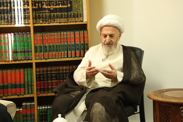 Photos: Custodians of Iran’s Holy Shrines meet with Qom’s Grand Religious Authorities