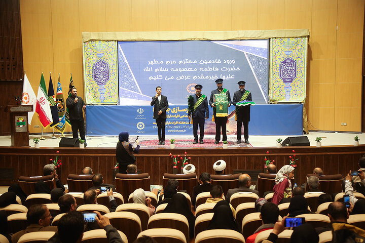 Photos: Honoring people with disabilities in Qom with presence of servants of Hazrat Fatima Masoumeh’s Shrine