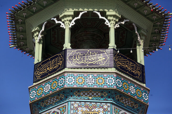 Photos: Lady Fatima Masoumeh Shrine covered in black for mourning of Hazrat Umm al-Banin